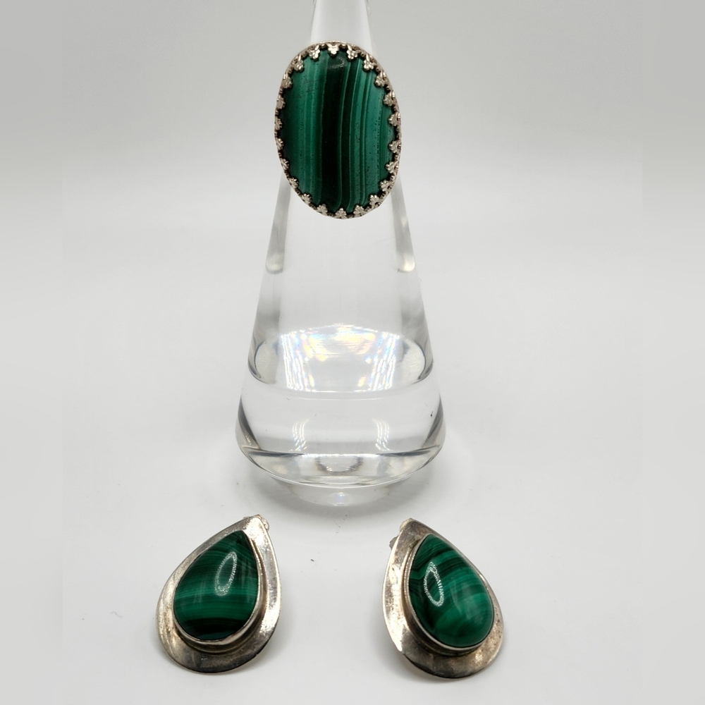 SOLID "S. E."  STERLING SILVER MALACHITE Large stones...beautiful! Ring sz 5 3/4